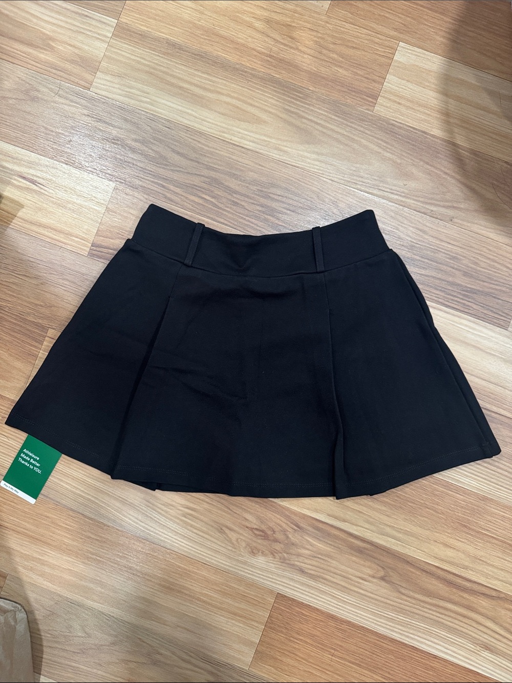HALARA Black Athletic Pleated Skort